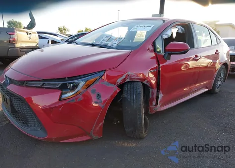 2021 Toyota Corolla Le z USA, uszkodzony, nr VIN JTDEAMDE1MJ011931